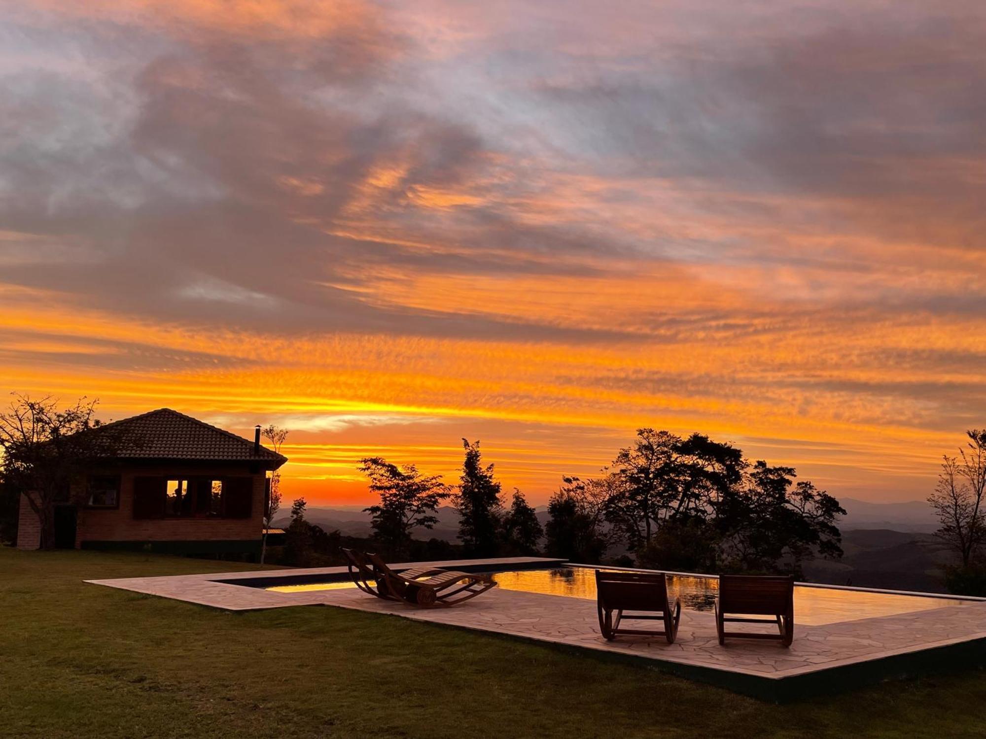 Magnificat Cottage Cunha Bagian luar foto