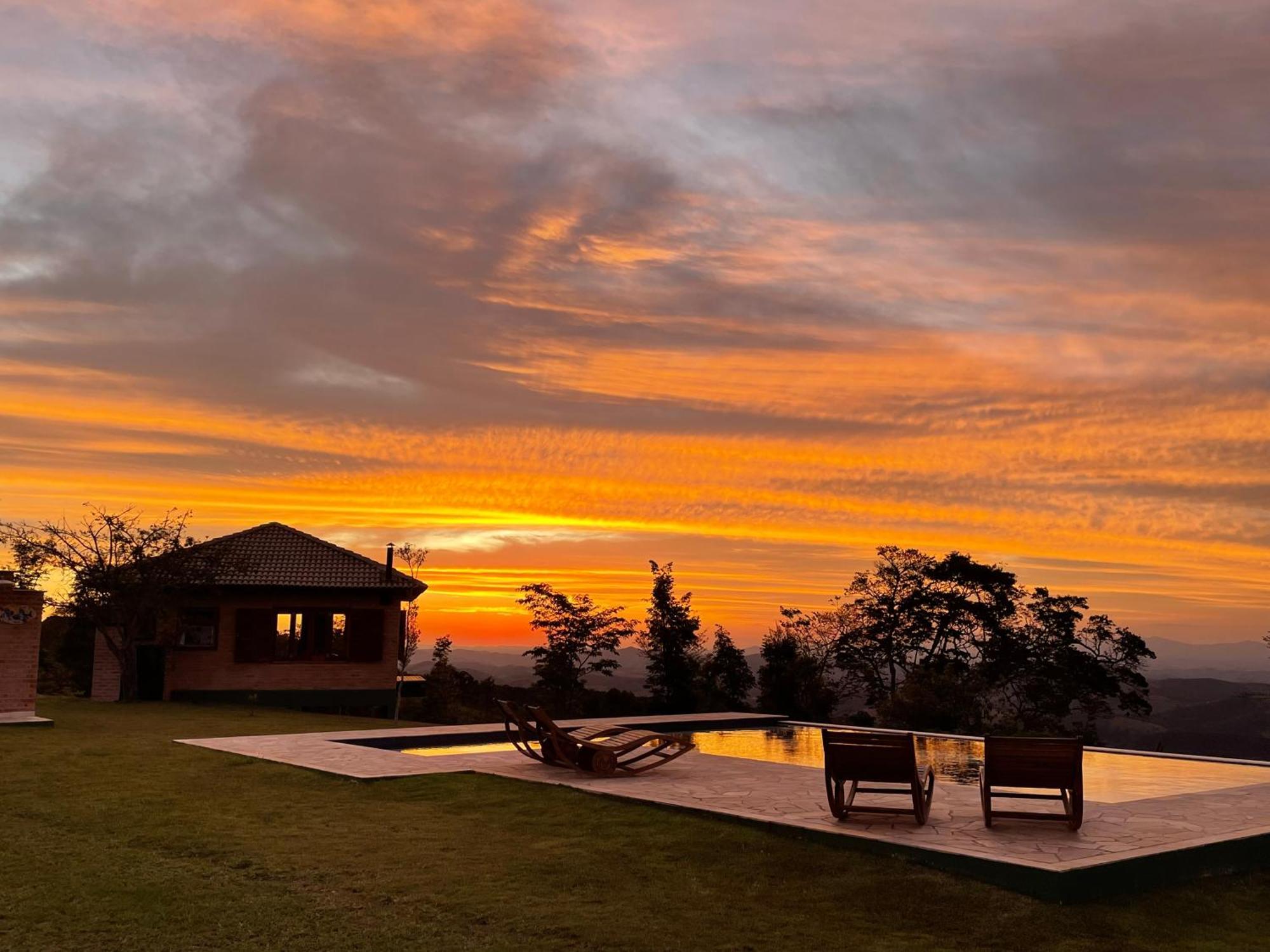 Magnificat Cottage Cunha Bagian luar foto